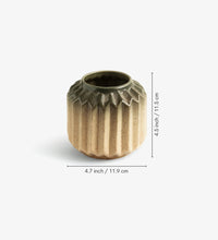 Modern Ribbed Pottery Vase