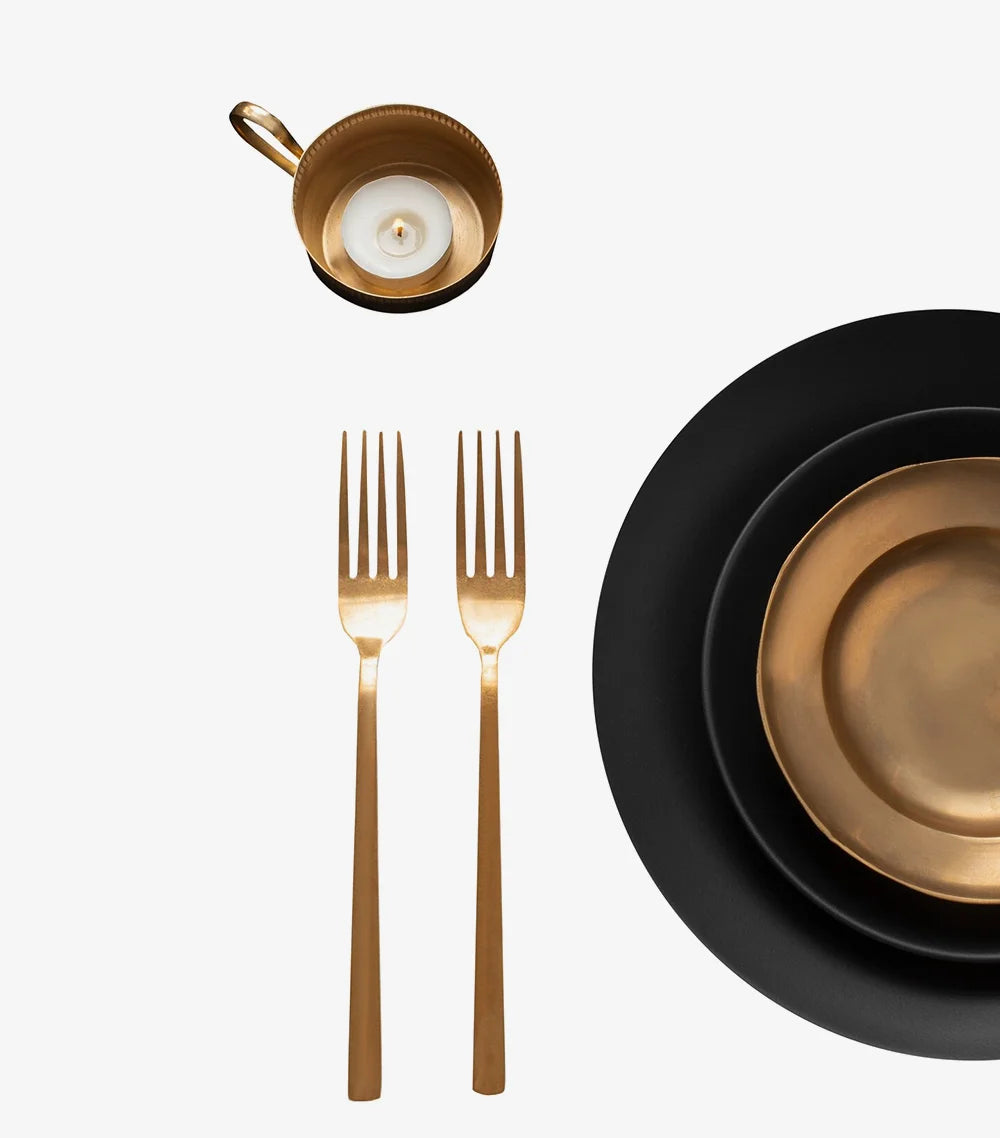 Modern Ceramic Plates With Classic Appeal